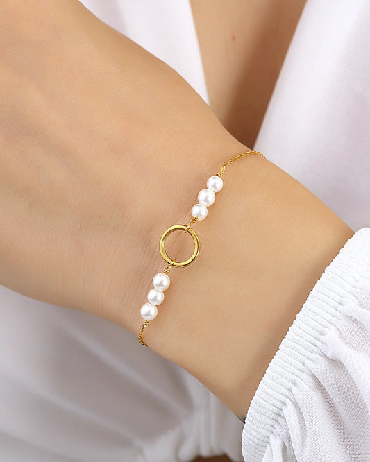 Timeless Elegance and Meaningful Gifts - Pearl Bracelet