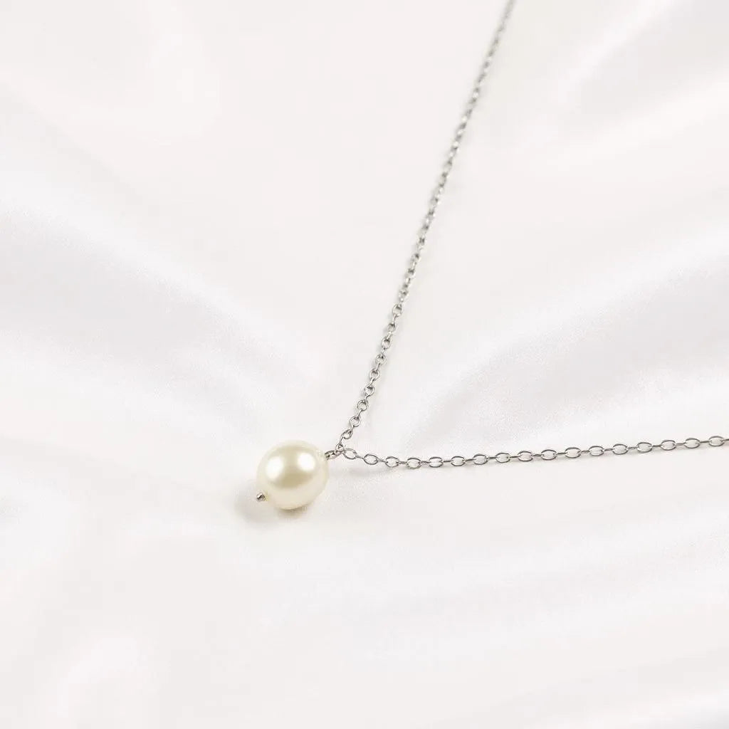 Voile d’Or Silver Single Classic Pearl Necklace