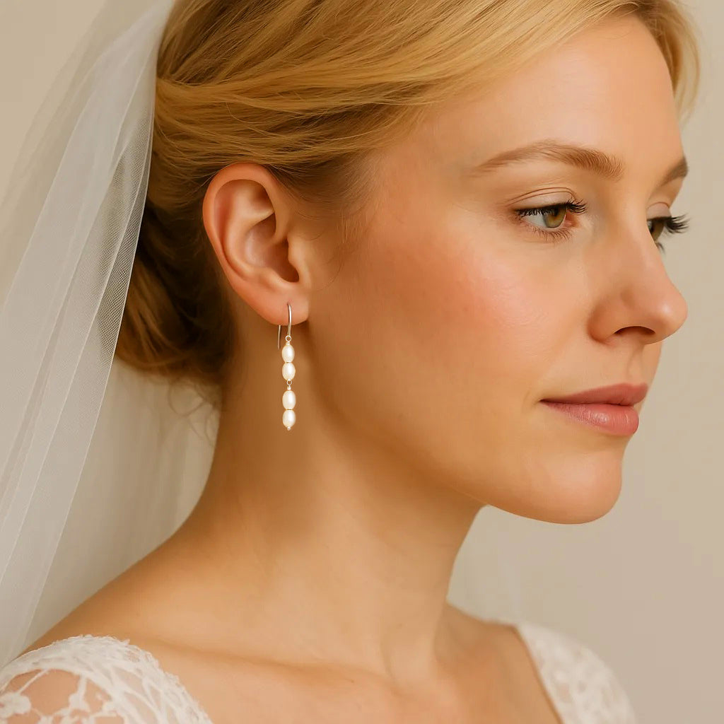 Solea Alba Silver Pearl Drop Earrings