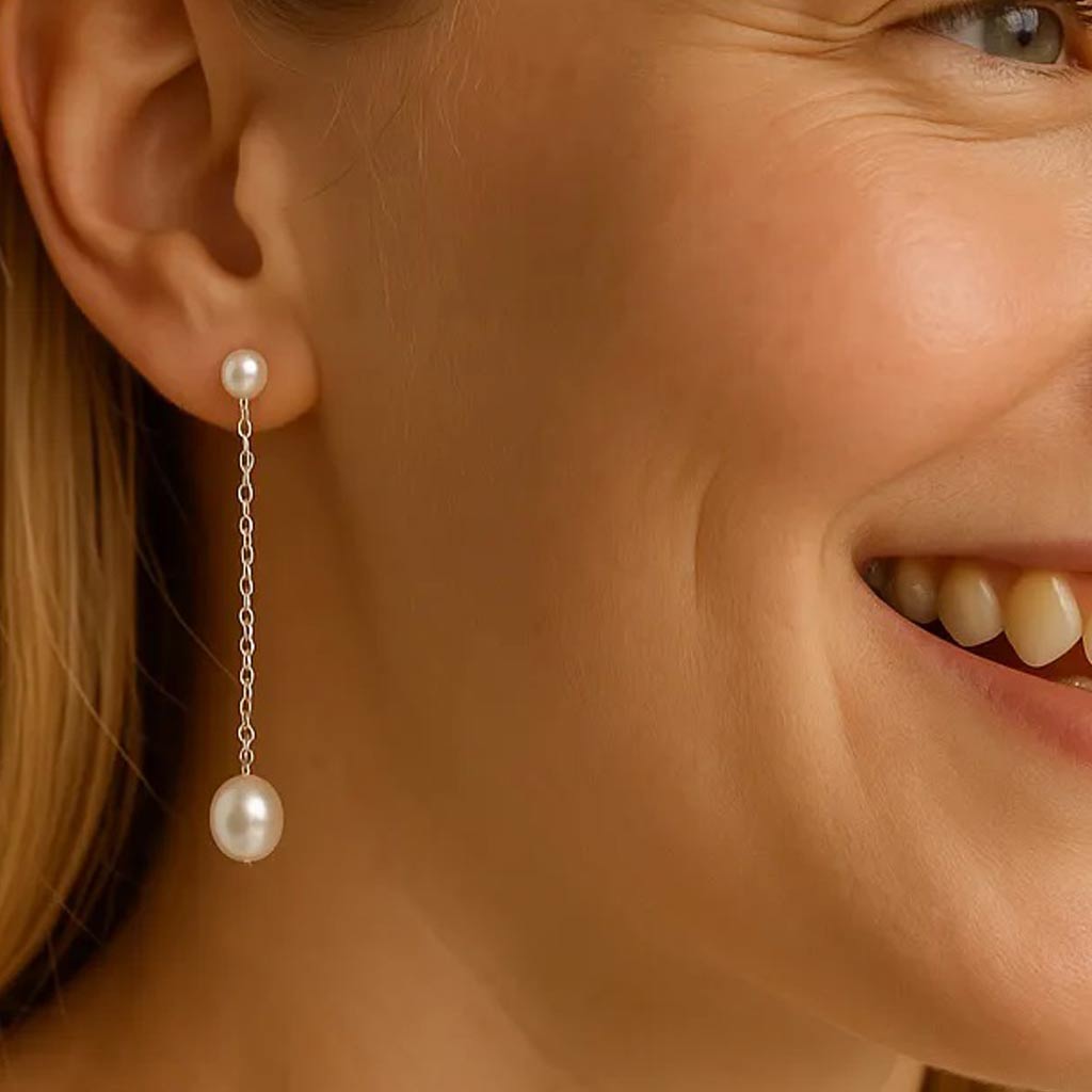 Douce Nuit Silver Chain Pearl Drop Earrings