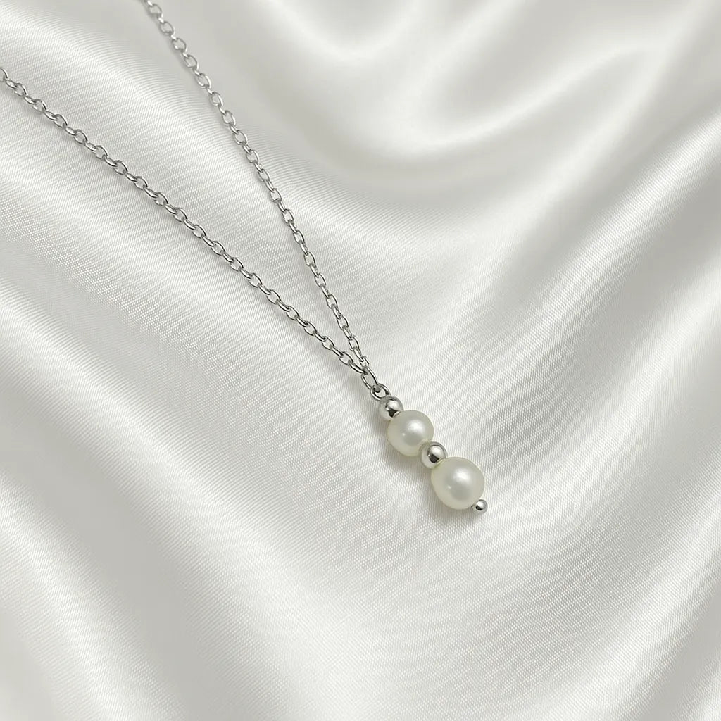 Fleur Céleste Silver Pearl Necklace