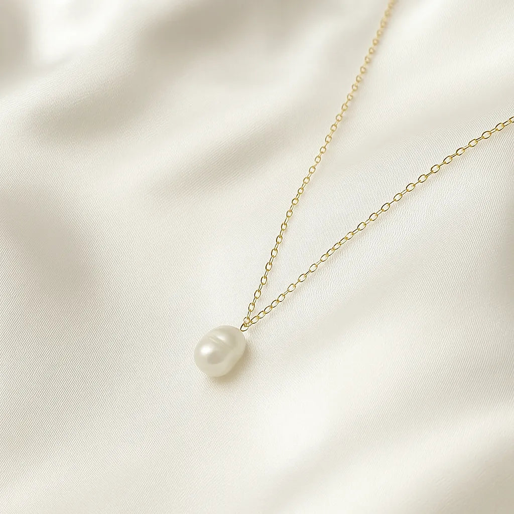 Voile d’Or Single Classic Pearl Necklace