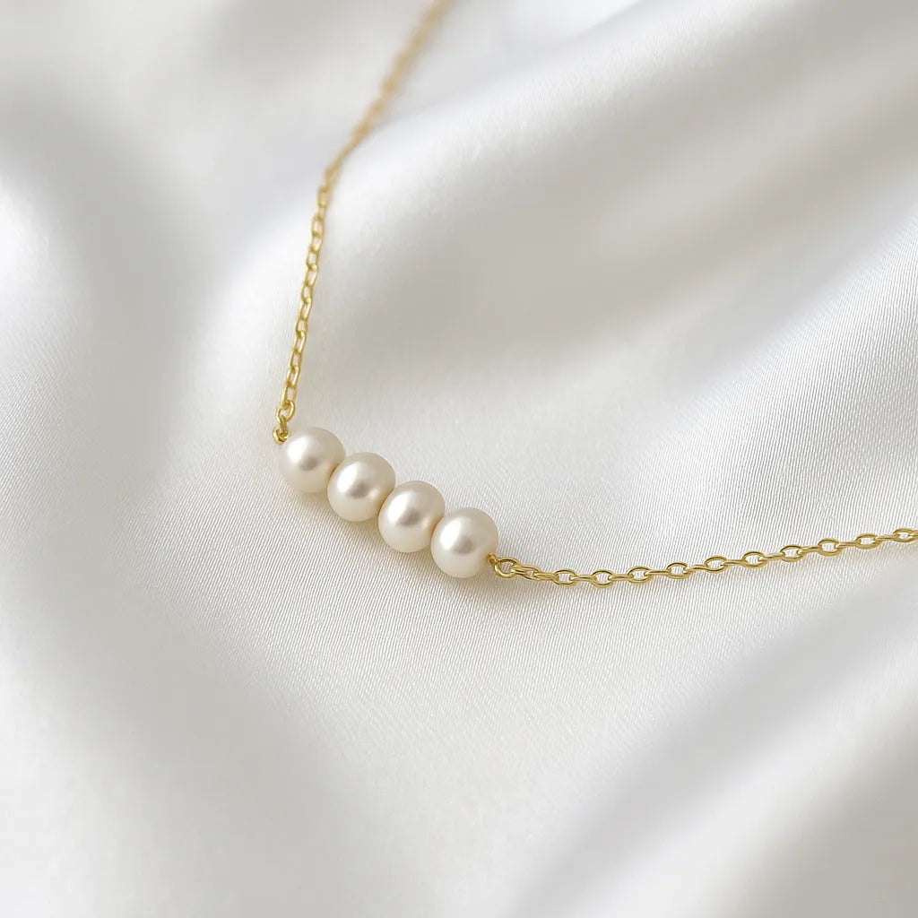 Vent Saphir Tiny Baroque Pearl Necklace