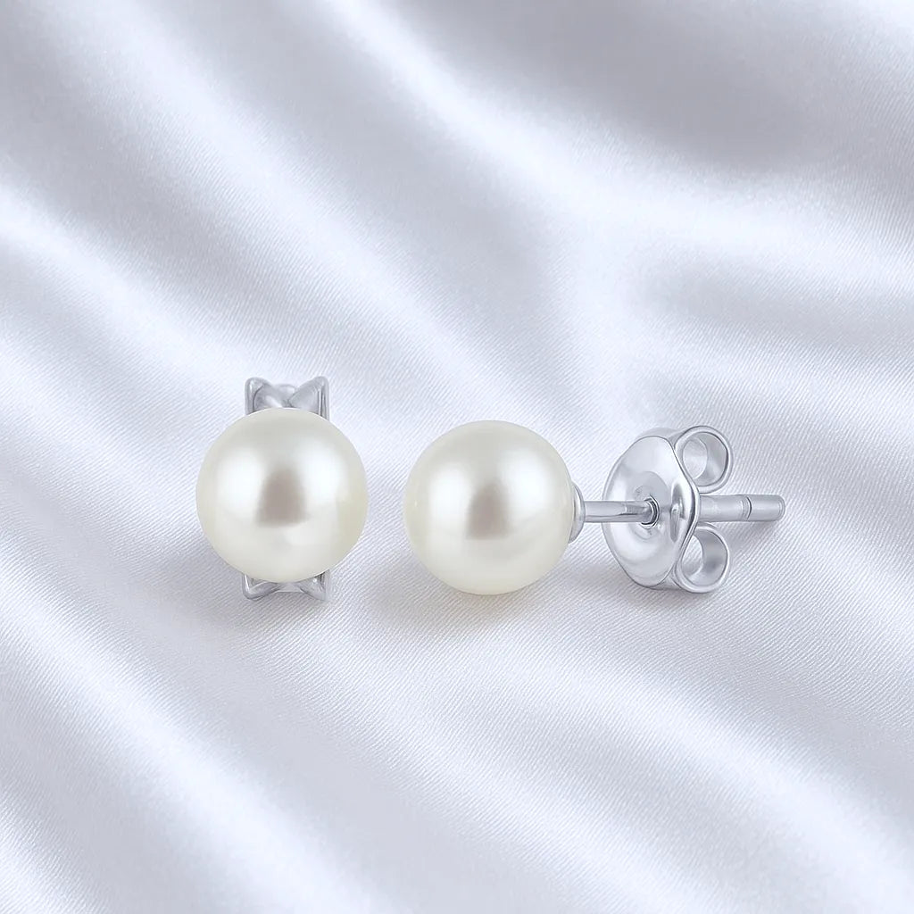 Voile d’Or 4mm Silver Classic Pearl Stud Earrings