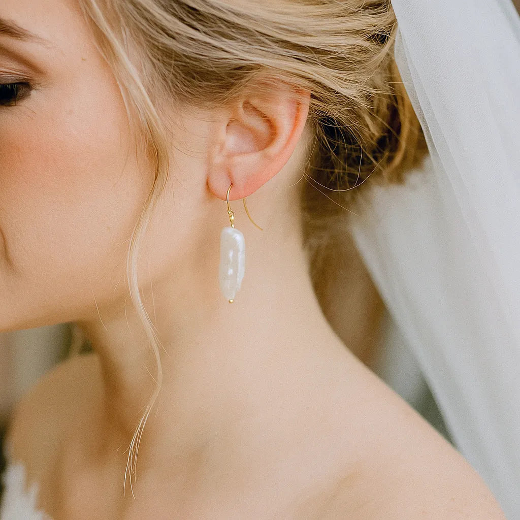 Perla Céleste Pendant Baroque Pearl Drop Earring