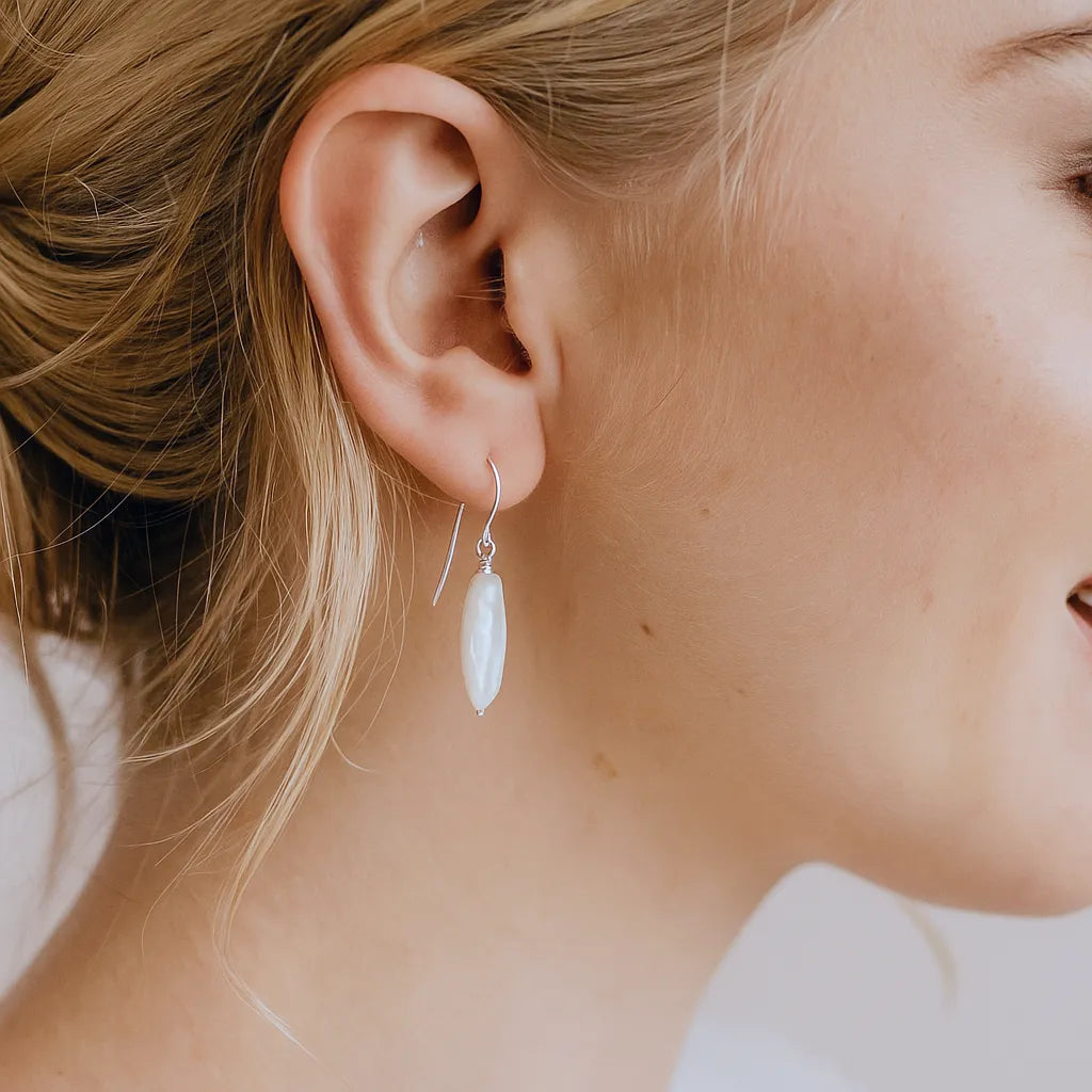 Perla Céleste Silver Pendant Baroque Pearl Drop Earring