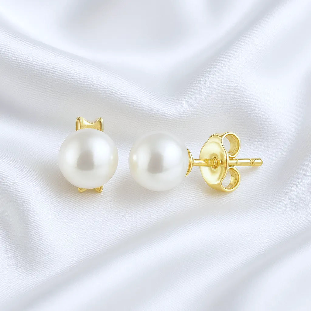 Voile d’Or 4mm Classic Pearl Stud Earrings