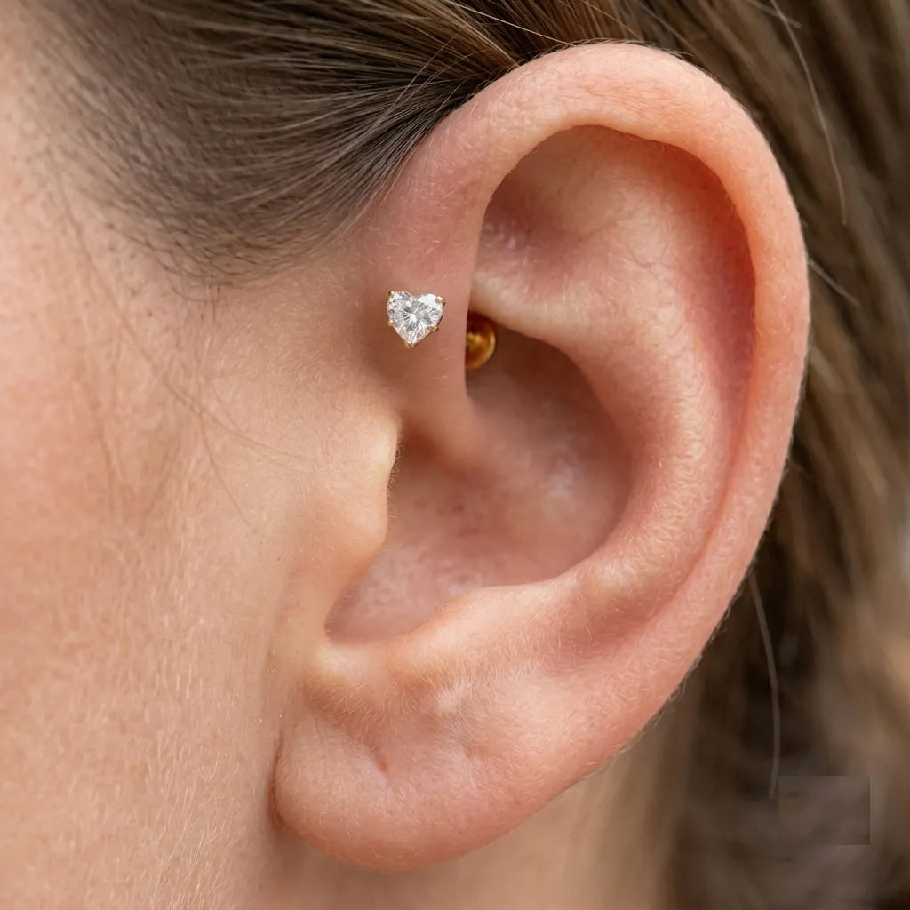 Cubic Zirconia Heart Design Titanium Piercing